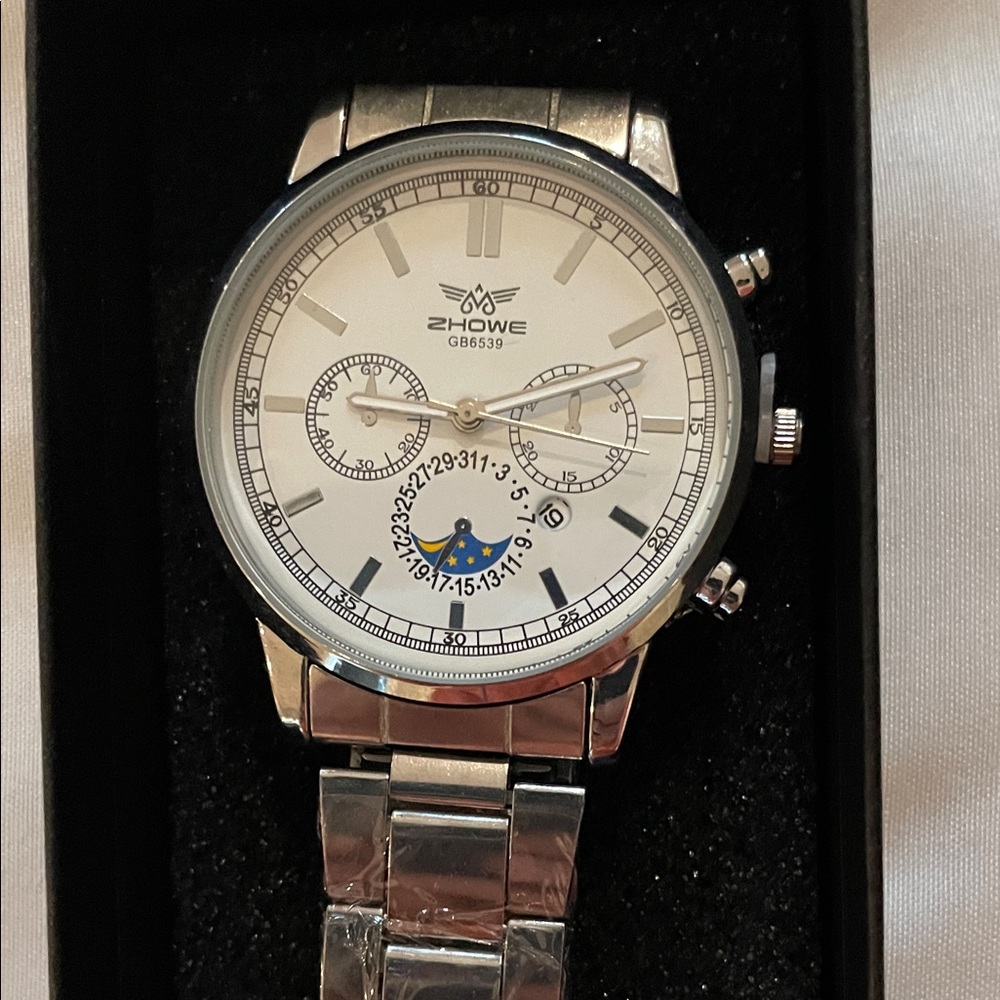 Howe Silver and White Chronograph Watch